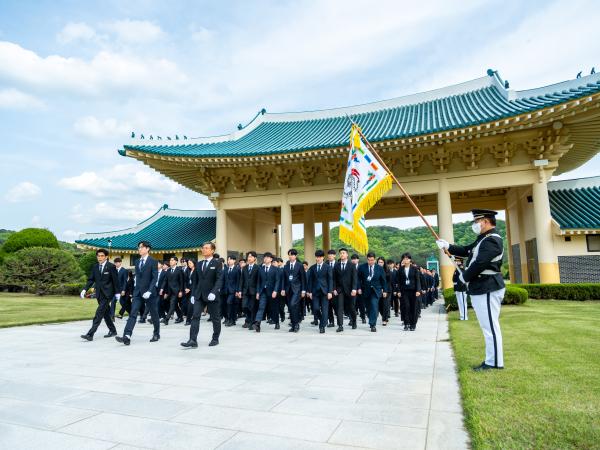 제70기 신임관리자과정(공채) 현충원 참배(5.7.수)